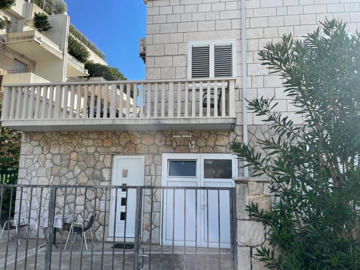 Aida Apartments And Rooms For Couples And Families Free Parking Dubrovnik Ngoại thất bức ảnh