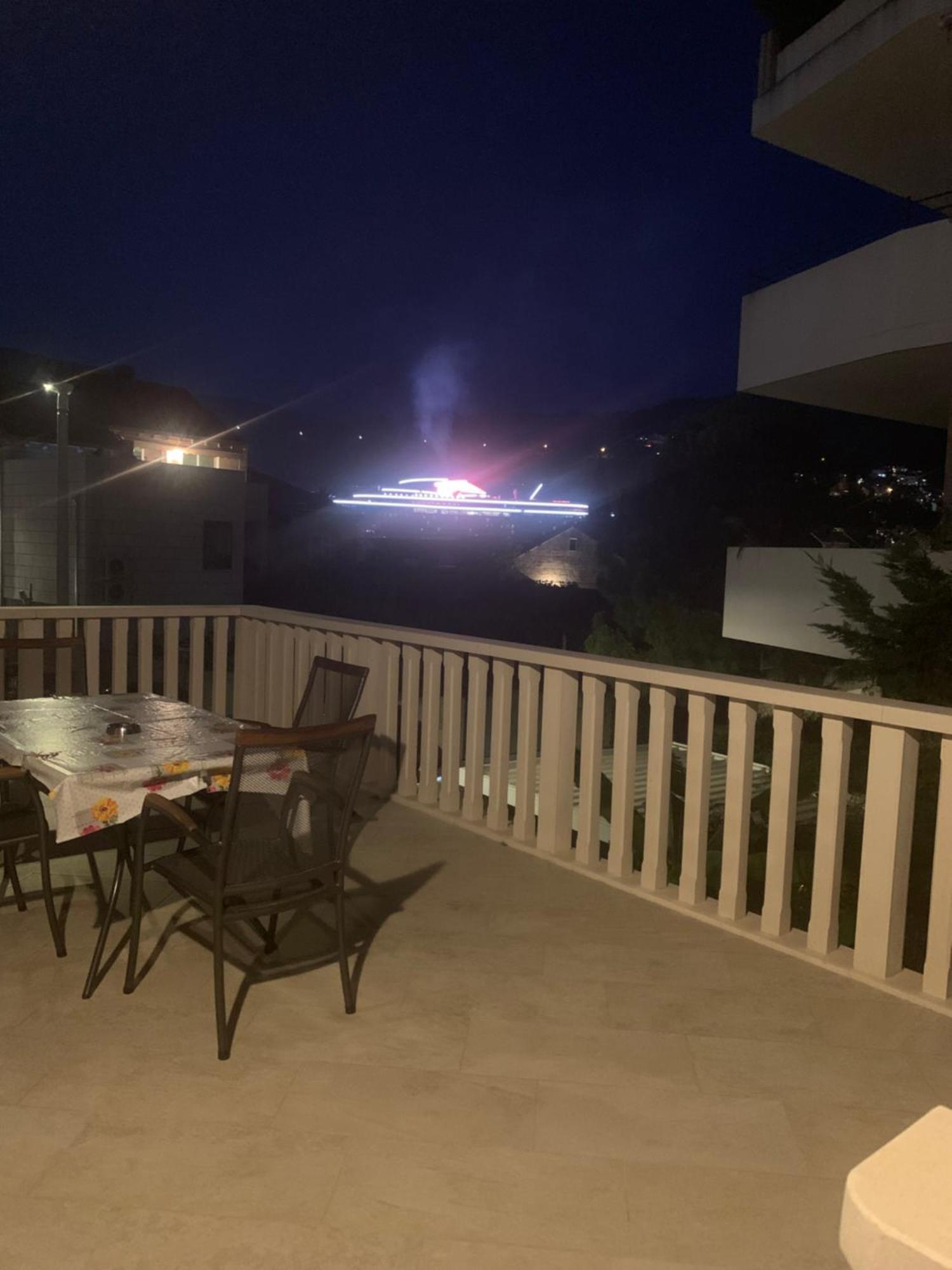 Aida Apartments And Rooms For Couples And Families Free Parking Dubrovnik Ngoại thất bức ảnh